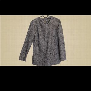 Zara wool top, covers the behind area ! great w leggings/ tights